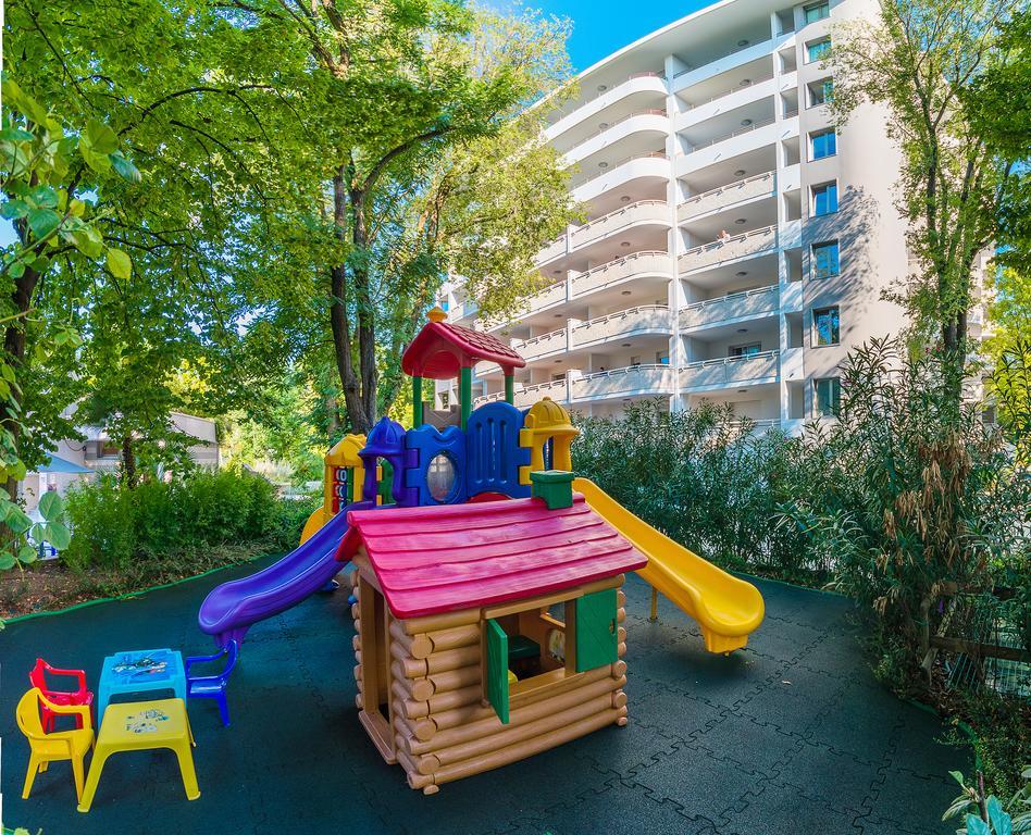 Residence Serenissima Bibione Bagian luar foto