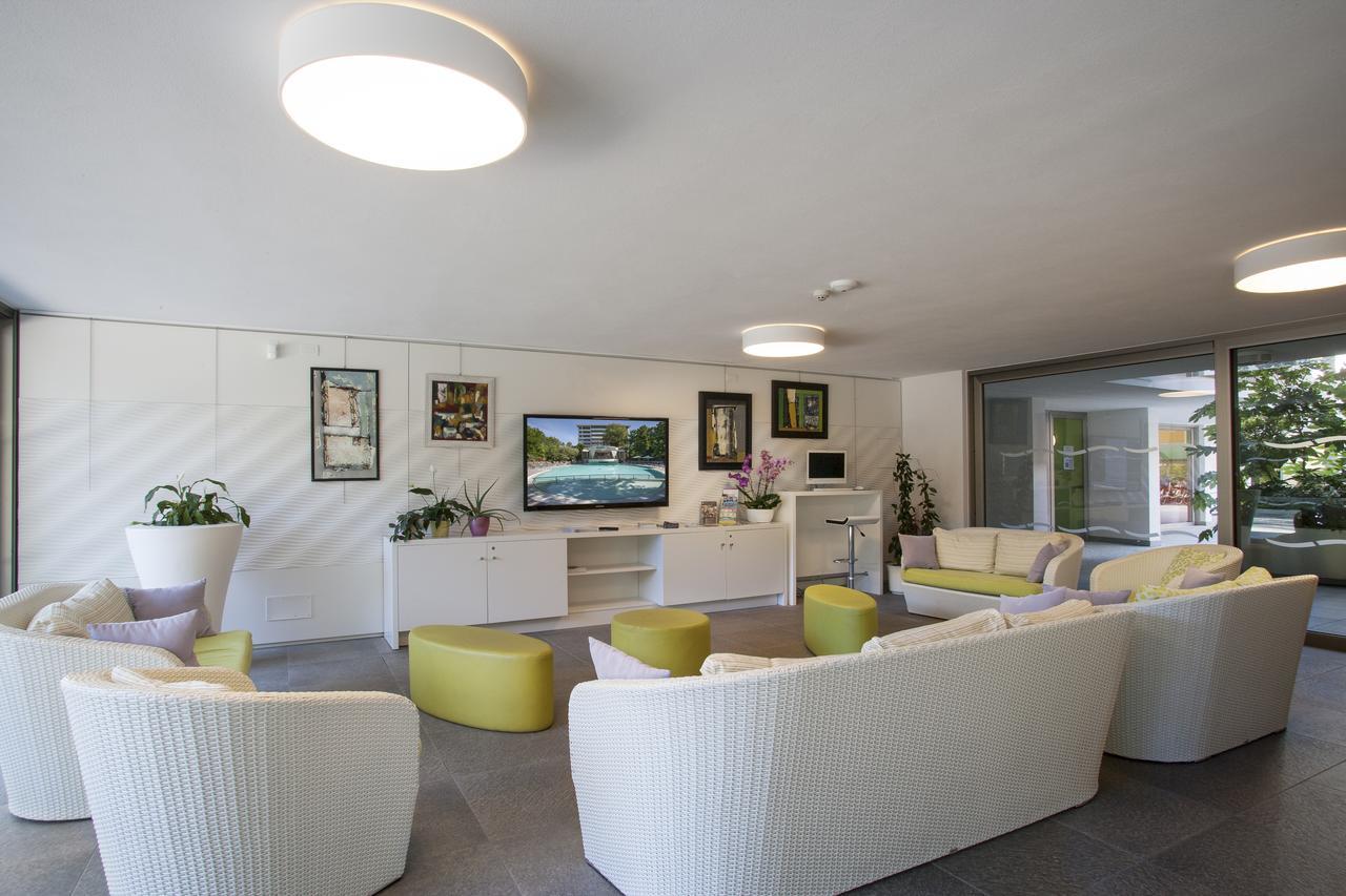 Residence Serenissima Bibione Bagian luar foto